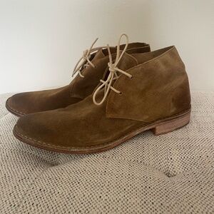 Walk-Over Chukka Boots